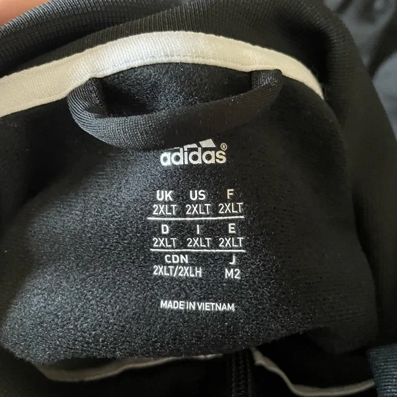 Mens oversized black adidas track suit jacket - Picture 2 of 4